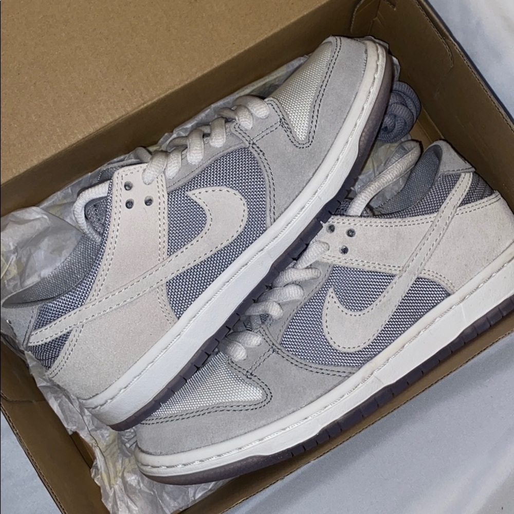 Nike sb size 5 men’s/7 women’s